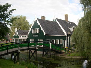 Joyce. Typisch Zaanse huizen