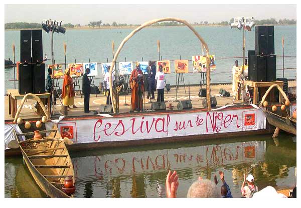 Festival on the Niger, Mali