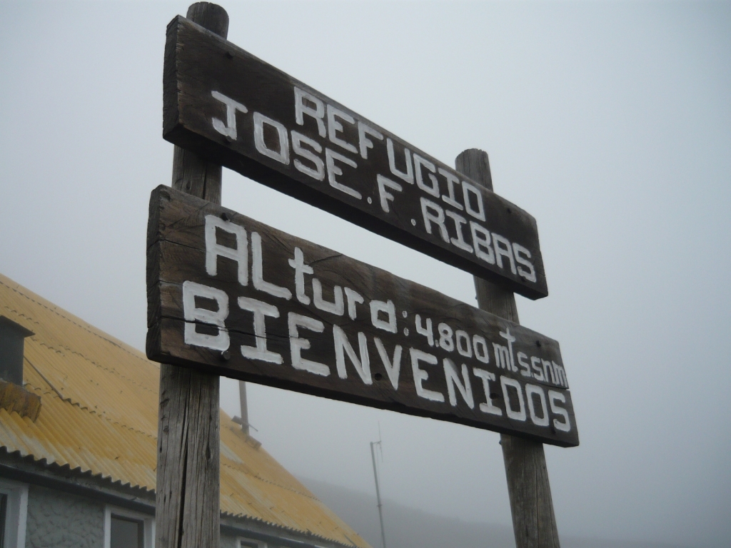 Hiking tour in Quito. Full Day Cotopaxi Volcano National Park. Guided