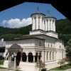 Horezu monastery, From Hungary to Romania, Horezu